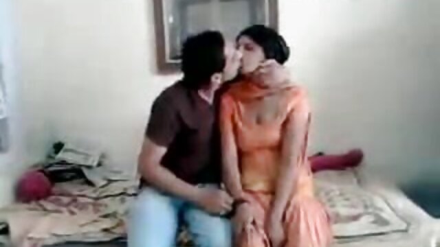 युवा पत्नी और उसके पसंदीदा सेक्स के खिलौने, प्लस आकार सेक्सी हिंदी पिक्चर मूवी